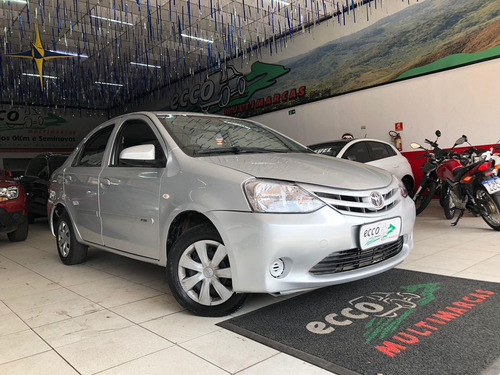 Imagem 3 de 7 de Toyota Etios Sedan X 1.5 (flex) Flex Manual