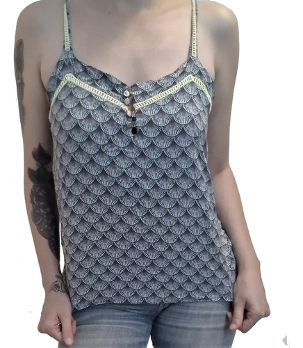 Blusa Alça Azul Estampa Conchas C Botões E Detalhe Lez A Lez