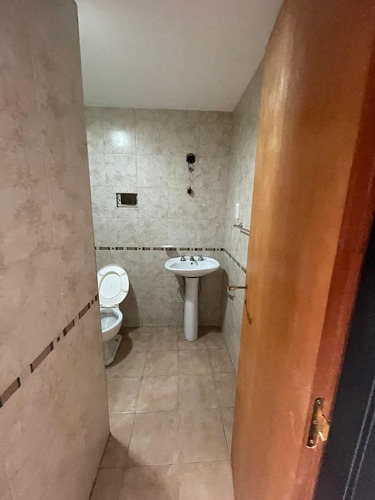 Imagen 5 de 13 de P.h. Tipo Duplex De 3 Ambientes Con Terraza.-