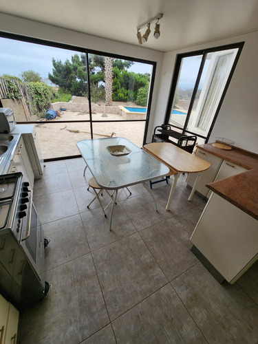 Casa En Pichidangui 4d 3 Baños En Costanera