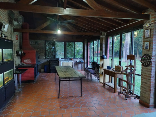 Imagen 16 de 29 de Casa Quinta En Venta, Paul Harris 660, Barrio El Cazador
