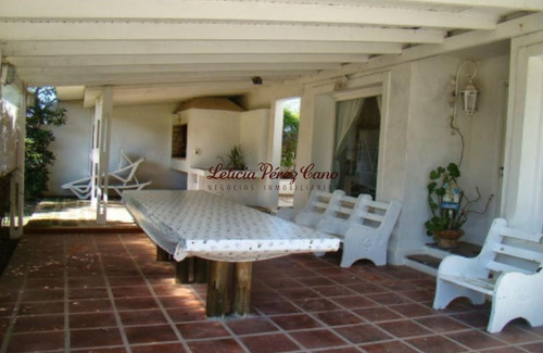 Imagen 9 de 13 de Casa En Montoya, 4 Dormitorios Con Vista Al Mar