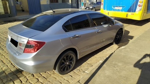Imagem 4 de 10 de Honda Civic 2014 2.0 Lxr Flex Aut. 4p
