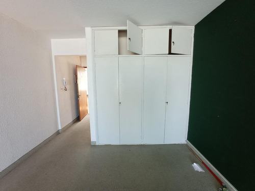 Imagen 5 de 5 de Apartamento -monoambiente En Ciudad Vieja, Prox Plaza Zabala!! Metraje: 39 M2