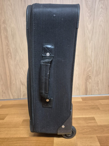 Carry On - Valija Chica Primark, Para Cabina 21.5 Negro Lisa (Usado)