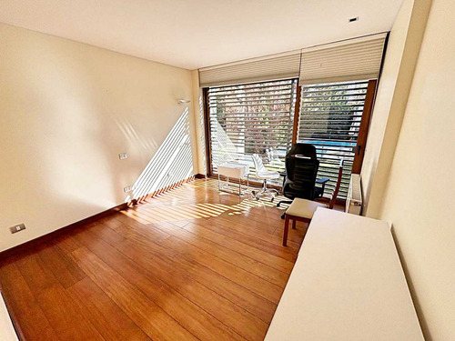 Lo Barnechea // Hermosa Casa En Condominio (101550)