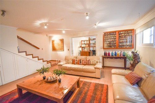 Casa En Venta De 5 Dorm. En Lo Barnechea