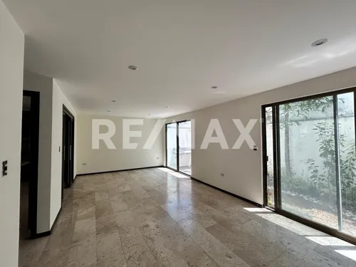 Casa En Venta De Lomas De Angelópolis