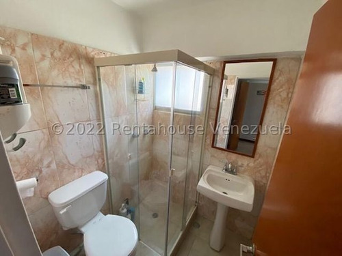 Imagen 20 de 25 de Bellísimo Apto Con 4 Cuartos Mls #23-2905
