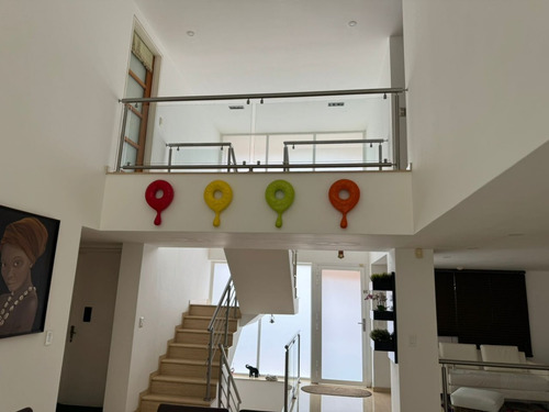 Se Vende Excelente Villa 305m²-5h+5b+5p+plnt. Eléctrica+urb Cerrada-loma Linda/hatillo-eg