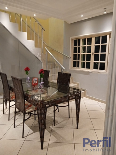 Imagem 6 de 15 de Casas - 4 Dormitórios Ou + - 2298