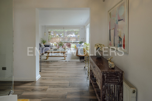 Casa En Condominio, Remodelada