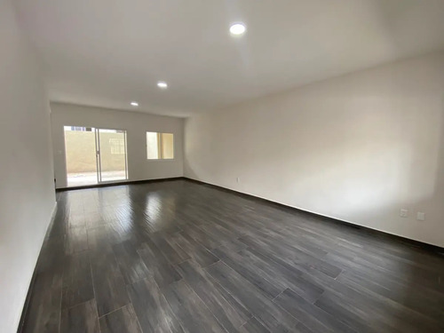 Casa En Venta En Fraccionamiento Real Madeira Pachuca Hidalgo Casa Club Con Alberca Casa Nueva Modelo Castelo