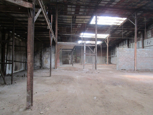 Local Comercial En Venta Ubicado En Jardines Hipódromo