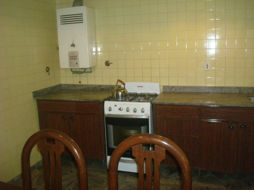 Departamento Tipo Casa En Venta Cond En Sarandi Oeste