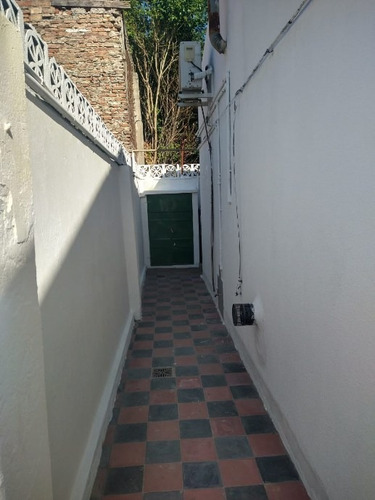 Imagen 3 de 14 de Departamento Tipo Casa En Venta En Lanus Oeste