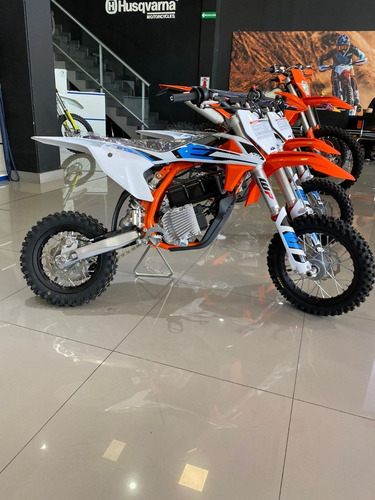 Imagen 18 de 20 de Ktm Sx-e 5 | No Husqvarna, No Honda, No Yamaha, No Ducati