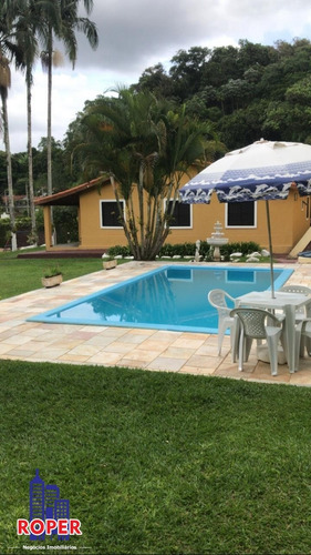Imagem 2 de 23 de Belissima Chácara De 1.690 M² Com Piscina À Venda Em Arujá. - Ch00977 - 69471045