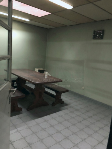 Imagen 7 de 21 de Venta De Galpón C/oficinas En Av. Rivadavia, Haedo.