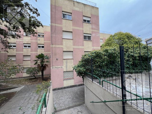 Departamento Venta Centro, 3 Dormitorios Y Baño
