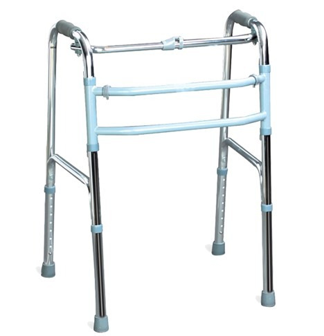 Imagen 4 de 10 de Muletas,andador,sobrewater,canadienses,sillas.alquiler