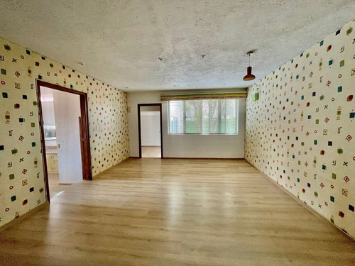 Imagen 28 de 30 de En El Vergel, Gran Casa En Venta