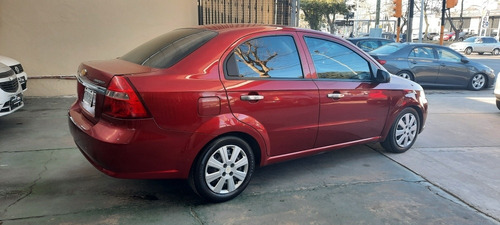 Imagen 4 de 9 de Chevrolet Aveo Ls