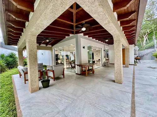 Se Vende Casa 442m2 4h+s/7b/2p Los Naranjos Del Cafetal