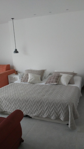 Imagem 3 de 28 de Casa Em Condominio - Alto Padrão - Angra Dos Reis - 4 Suites - Com Vaga Molhada Para Embarcação De Até 40 Pés