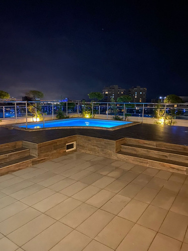 Apartamento De Tres Habitaciones En Venta En El Vergel