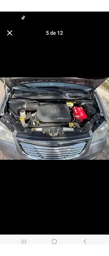 Chrysler Town & Country 3.6 Limited Mt