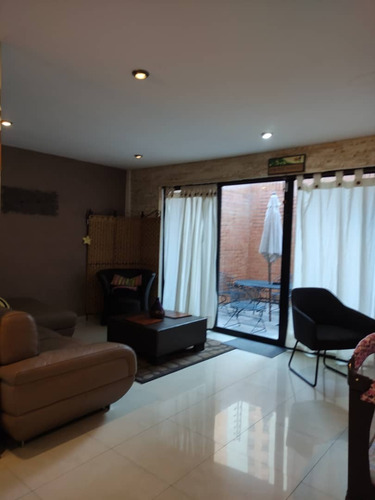 Imagen 14 de 19 de Hermoso Townhouse Urb El Parral Conjunto Res Costa Azul Jc-lp