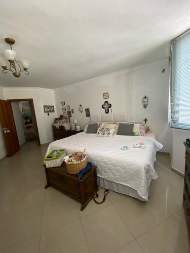 Angelica Rivas Vende P.h. Res. Puerto Vallarta, El Bosque Valencia Carabobo