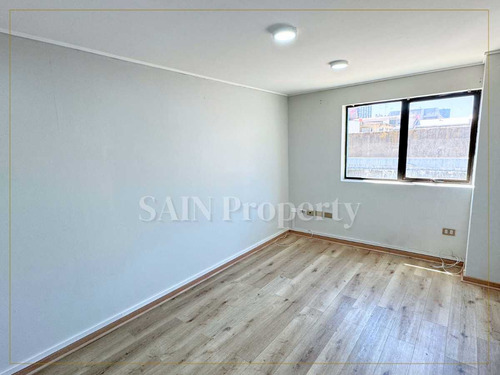 Oficina Con Dos Privados Y Dos Baños (83822)