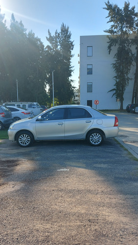 Toyota Etios 1.5 Sedan Xls