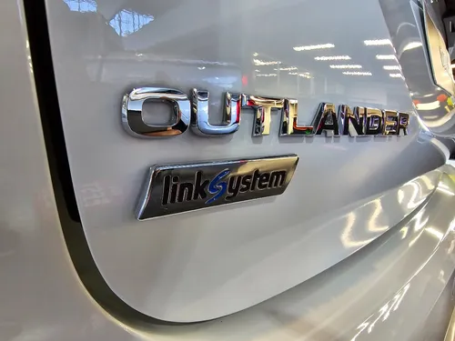Mitsubishi All-Outlander 2.5 All-Outlander 4X4