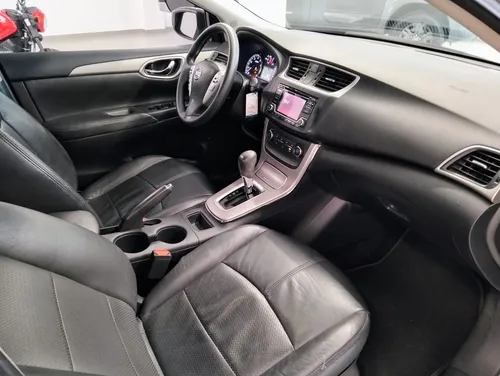 Nissan Sentra 1.8 B17 Advance