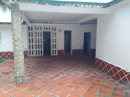 Imagen 20 de 30 de En Venta Casa Quinta Ubicada En Barrio Sucre, Muy Amplia