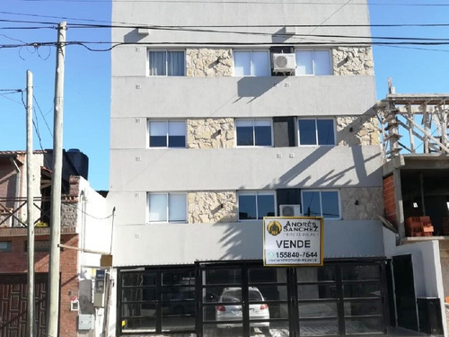 Departamento En Venta Ubicado En Villa Luzuriaga, La Matanza, G.b.a. Zona Oeste Con Renta 3 Piso
