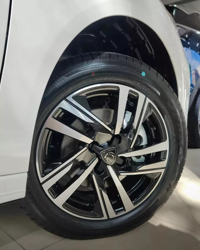 Peugeot 208 1.0T Allure Pack