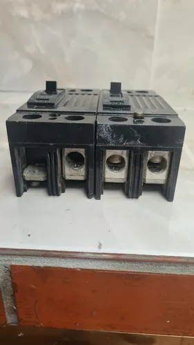 Breaker Industrial Tqd22125 Ge (Usado)