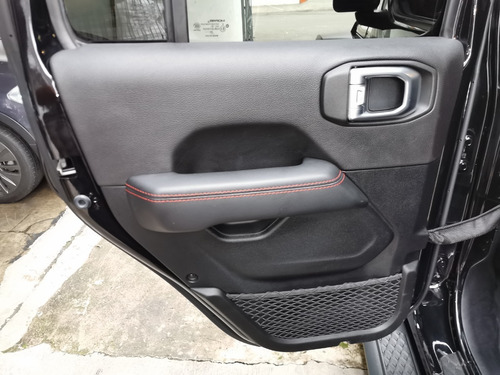 Imagen 7 de 14 de Jeep Gladiator Rubicon Impecable 2020