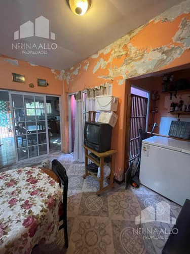 Venta Casa Local En El Palomar -oportunidad