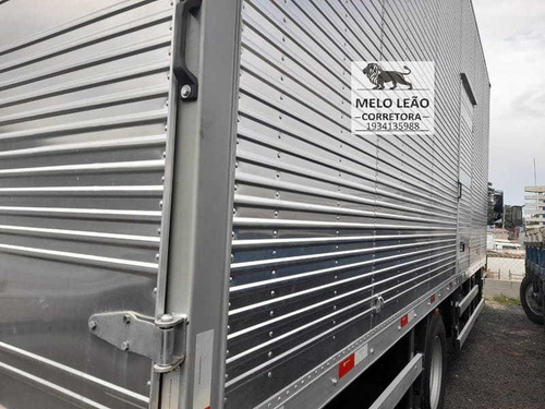 Imagem 7 de 15 de Mb Atego 1719 C/ 4.500 Km Baú De Alumínio 2021