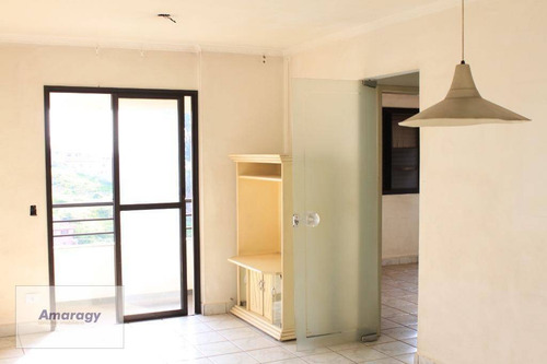 Imagem 20 de 30 de Excelente Apartamento De Dois Dormitórios E Duas Garagens - Único Dono - Ap0002