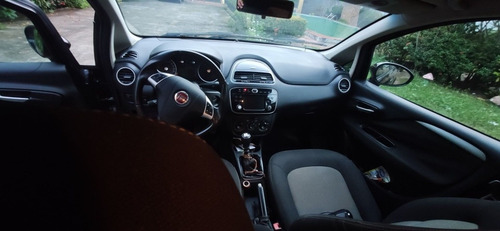Imagem 4 de 14 de Fiat Linea 2016 1.8 16v Essence Flex 4p
