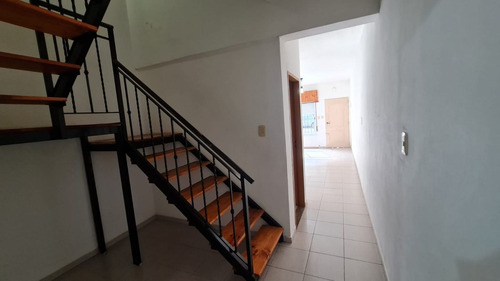 Imagen 8 de 16 de Venta De Duplex 3 Ambientes En San Justo,