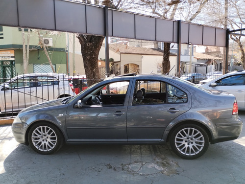 Volkswagen Bora 1.8 Highline T Tiptronic Cuero