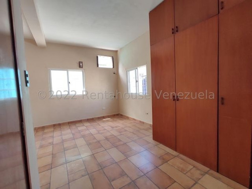 Imagen 7 de 13 de Casa En Venta En Ocumare De La Costa 22-20628 Mvs