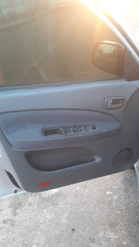 Imagem 9 de 12 de Chery Chery Tiggo 2.0 2.0 16val 4 Portas